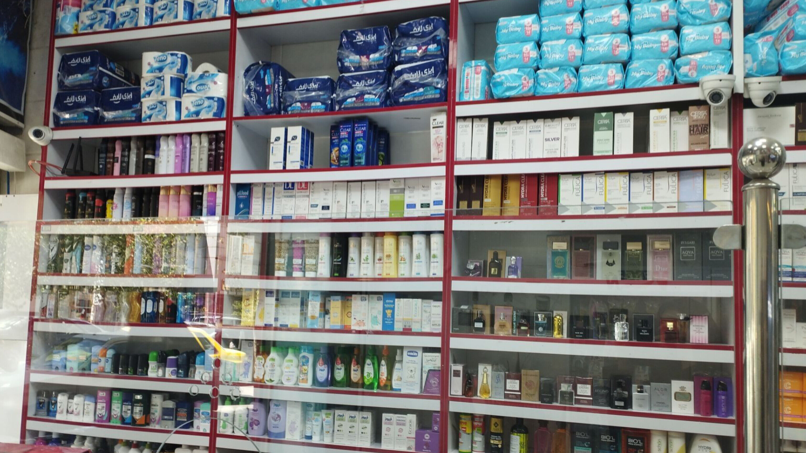 داروخانه هیچ دارویی را از بیماران بازپس نمی‌گیرد
