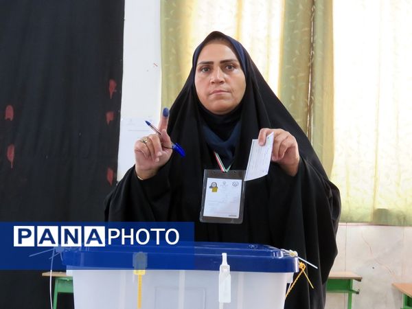 حضور پرشور مردم شهر درق در انتخابات چهاردهمین دوره ریاست‌جمهوری