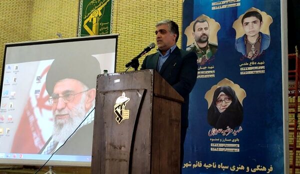 رزمایش اهدا لوازم التحریر به دانش‌آموزان در قائمشهر