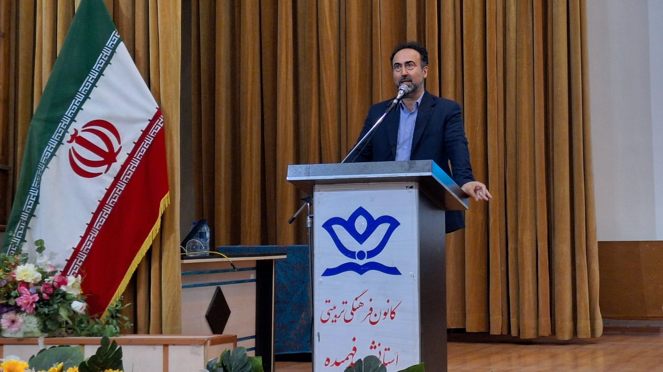 امنیت و آرامش امروز کشور مرهون خون بزرگ‌مردان کوچک است