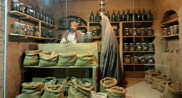 بازدید خبرنگاران پانا جلگه رخ از مجموعه گردشگری قطب الدین حیدر و رباط طبسی 