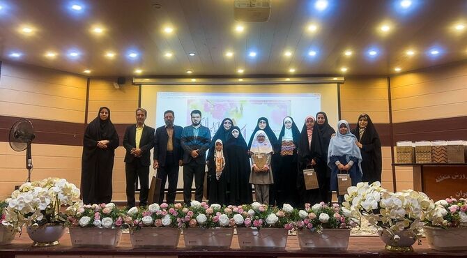 درخشش فرهنگیان و دانش‌آموزان منطقه ۱۳ در مسابقات قرآن، عترت و نماز