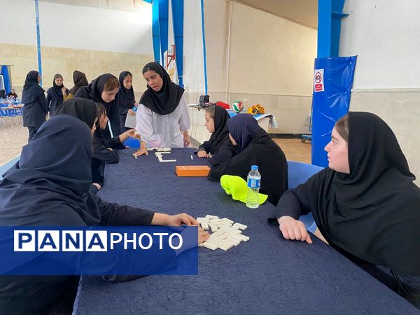 حضور دانش آموزان دبیرستان ۱۵خرداد در اردوی راهیان پیشرفت 