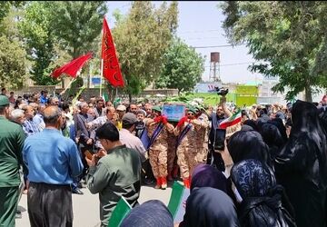 تشییع پیکر سردار شهید قباد الفتی با حضور گسترده مردم در کامیاران