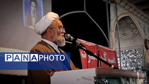 نماز عبادی سیاسی جمعه در شهرستان کاشمر 