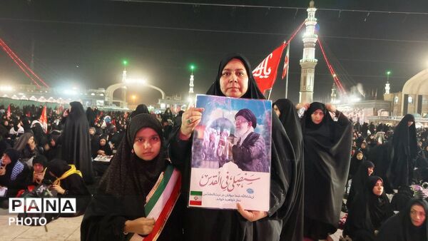 تشییع تاریخی پیکر رهبر شهید از جمکران تا حرم کریمه اهل بیت (س)