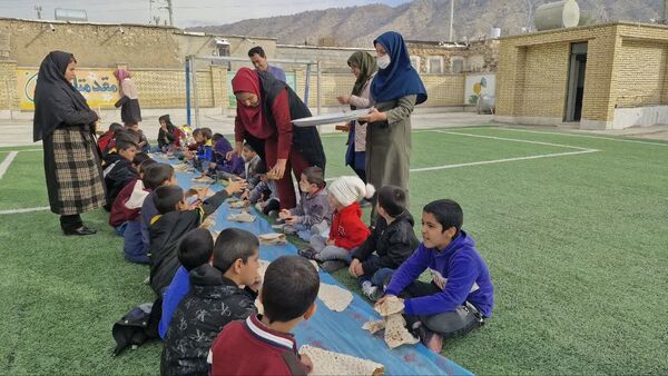 پویش صبحانه سالم در مدارس روستایی شهرستان باشت