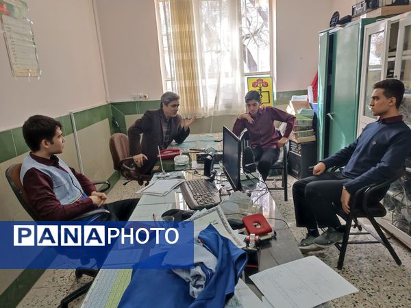 جلسه شورای پانا دبیرستان نمونه آیت الله خامنه ای 