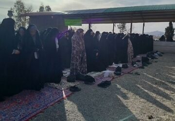 برگزاری نماز عید سعید فطر در روستای پیکان جرقویه سفلی