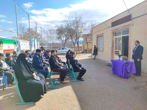 افتتاح چمن مصنوعی روستای قره مصلی