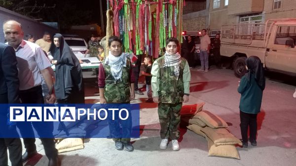 برگزاری یادواره «فرزند آفتاب و کویر» در دبستان شهید بابایی یزد