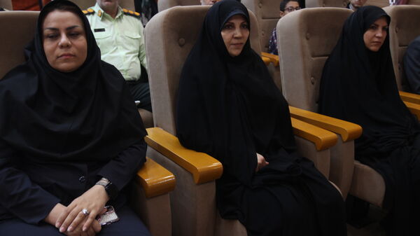 همایش بزرگداشت مقام معلم آموزش و پرورش ناحیه یک زنجان