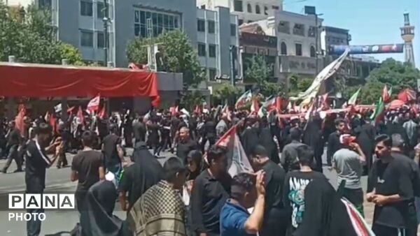 وداعِ باشکوه در مشهد؛ آخرین سفرِ رهبر شهید