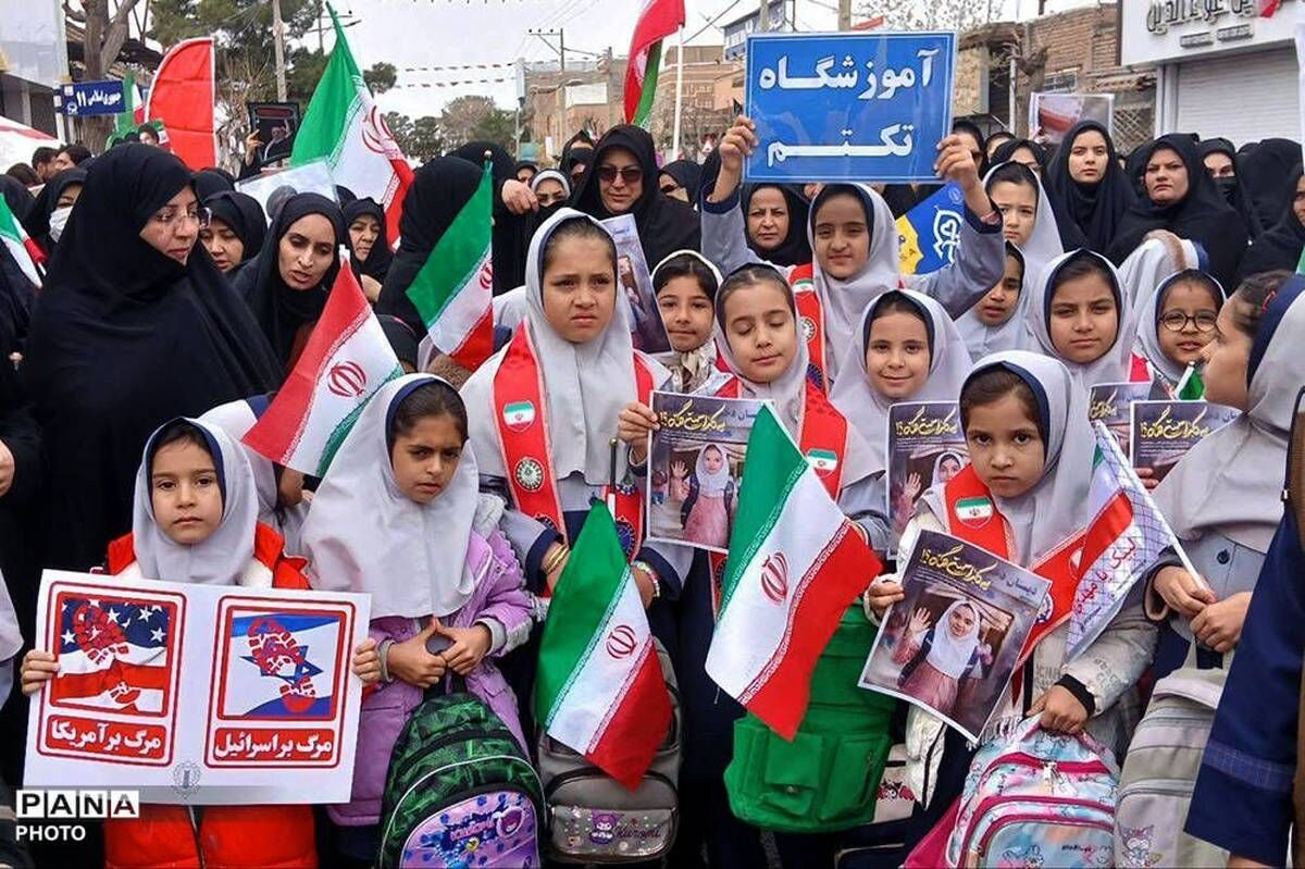 شهادت دانش‌آموزان میناب، نقاب جعلی دفاع از حقوق بشر را از سیمای دشمن کودک‌کش آمریکایی - صهیونی برداشت
