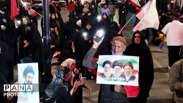 حماسه سازی مردم برای صد و بیست و چهار شب در مسجد جامع شهرستان نیشابور