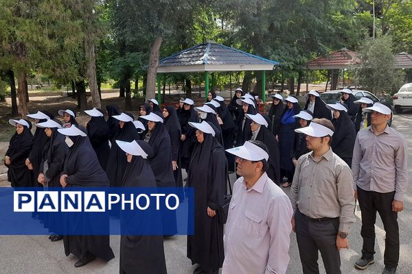 برگزاری دوره تربیت مربی سازمان دانش‌آموزی در منطقه کهریزک 