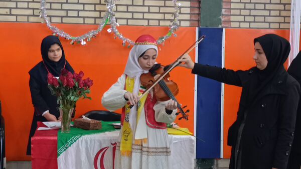 آغاز المپیاد ورزشی درون‌مدرسه‌ای در مدرسه مرضیه ملکان همزمان با سراسر کشور