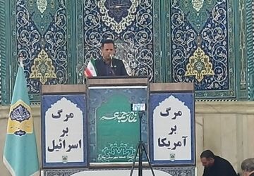 حضور پرشور فرهنگیان در نماز جمعه شهرستان ملارد 