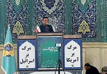 حضور پرشور فرهنگیان در نماز جمعه شهرستان ملارد 