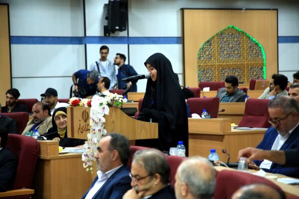 نشست صمیمی مدیران رسانه با استاندار قم