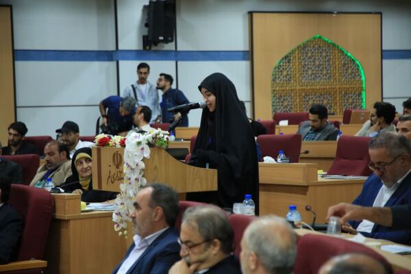 نشست صمیمی مدیران رسانه با استاندار قم