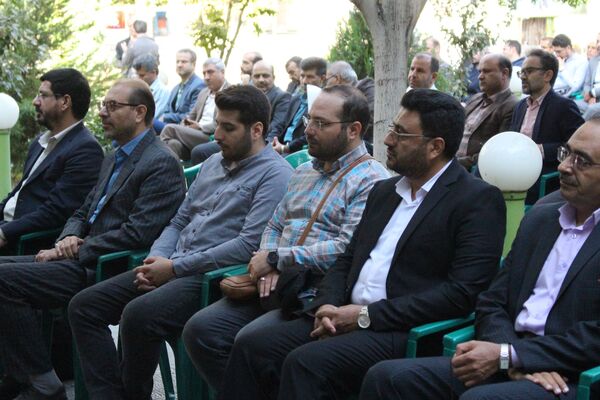 مراسم گرامیداشت هفته دفاع مقدس در اداره‌کل آموزش و پرورش اصفهان