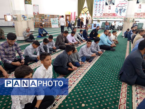 قدمی هم‌سنگر ایمان؛ از مدرسه تا صف نماز جمعه