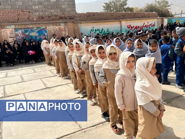  جشن شکوفه ها در دبستان شهید محمدی شهر نسر 