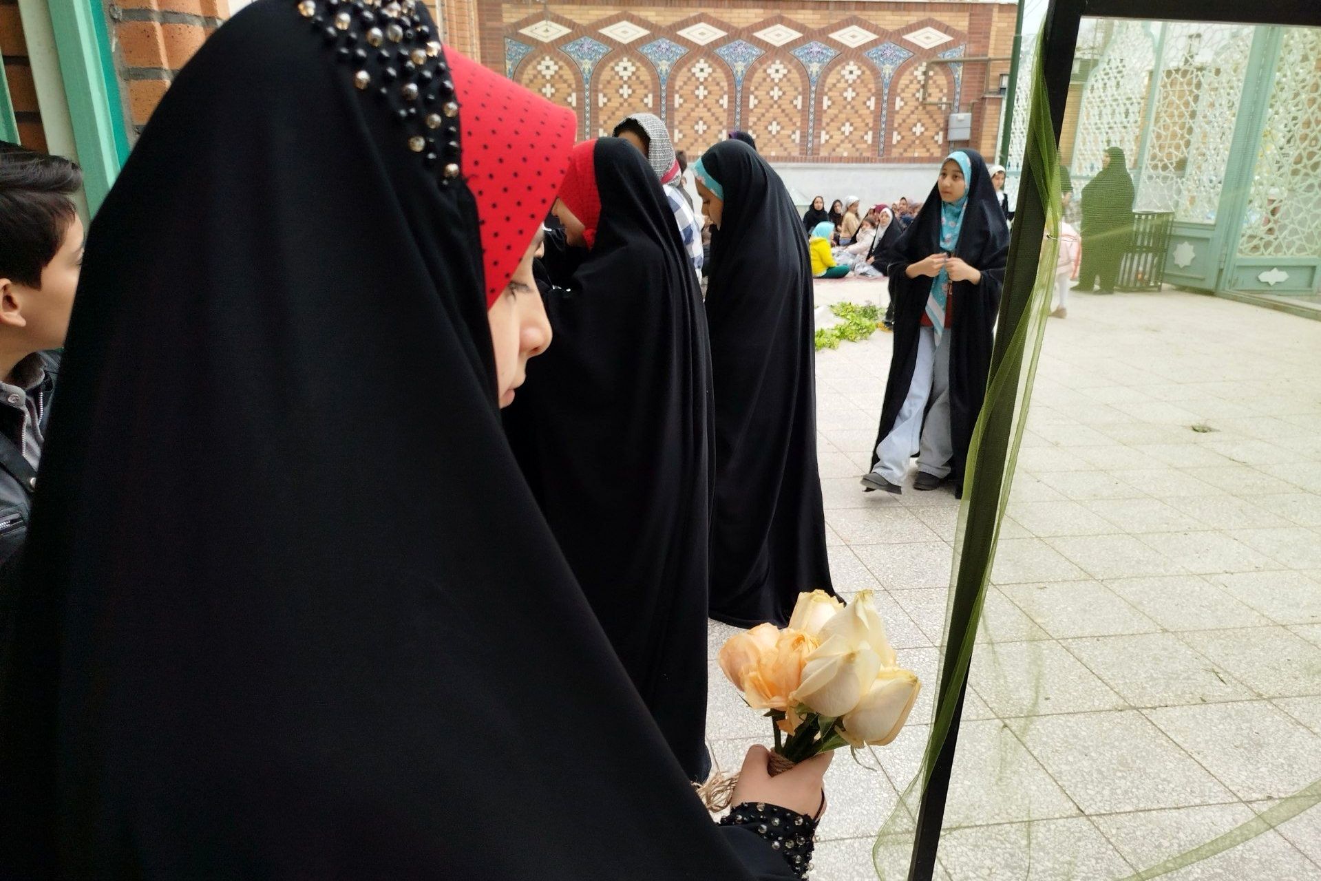 عطر حرم کریمه اهل بیت در بیجار پیچید 