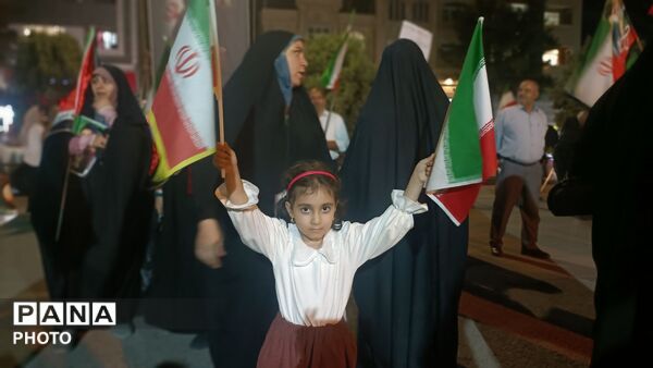 دهه نودی هایی در دل بلوار فضل نیشابور