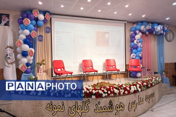 زنگ آغاز رقابت‌های هنری در گل‌های نمونه ورامین به صدا در آمد