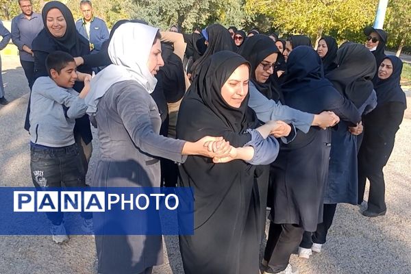 اردوی تشکیلاتی مربیان پیشتازان در اردوگاه امام خمینی(ره) شیراز 