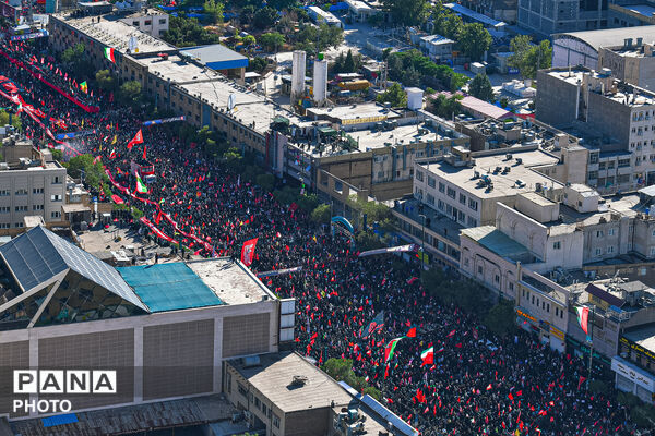 تشییع پیکر رهبر شهید انقلاب در مشهد مقدس-۱
