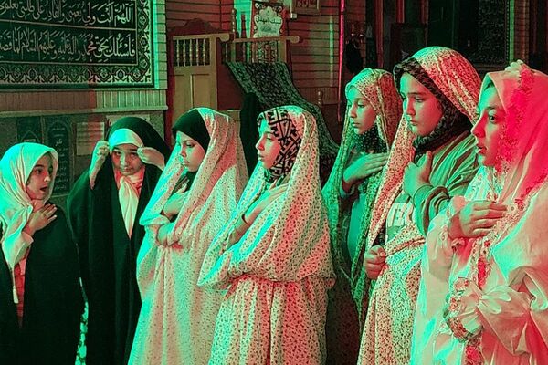 نوجوانان و جوانان در اعتکاف مسجد امام موسی کاظم (ع) گرد هم آمدند