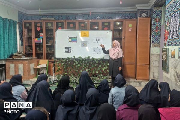 کارگاه آموزشی "هویت دخترانه و  افزایش عزت‌نفس" ویژه دانش‌آموزان پایه ششم دبستان هدی 