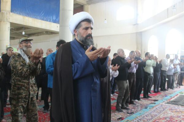 اقامه نماز جمعه‌ در گلوگاه 