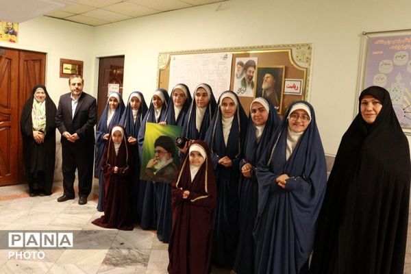 نشست برخط هفته سلامت با تأکید بر ارتقای سلامت دانش‌آموزان