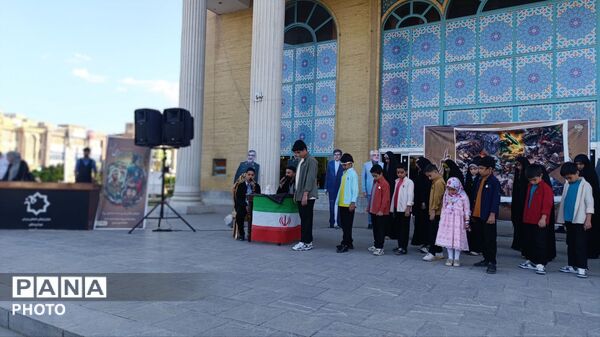 گردهمایی اهالی فرهنگ و هنر در فرهنگسرای سیمرغ نیشابور 