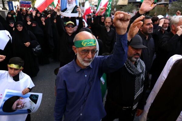اعلام انزجار مردم قم از یاوه گویی‌های استکبار جهانی با راهپیمایی «عهد خون»