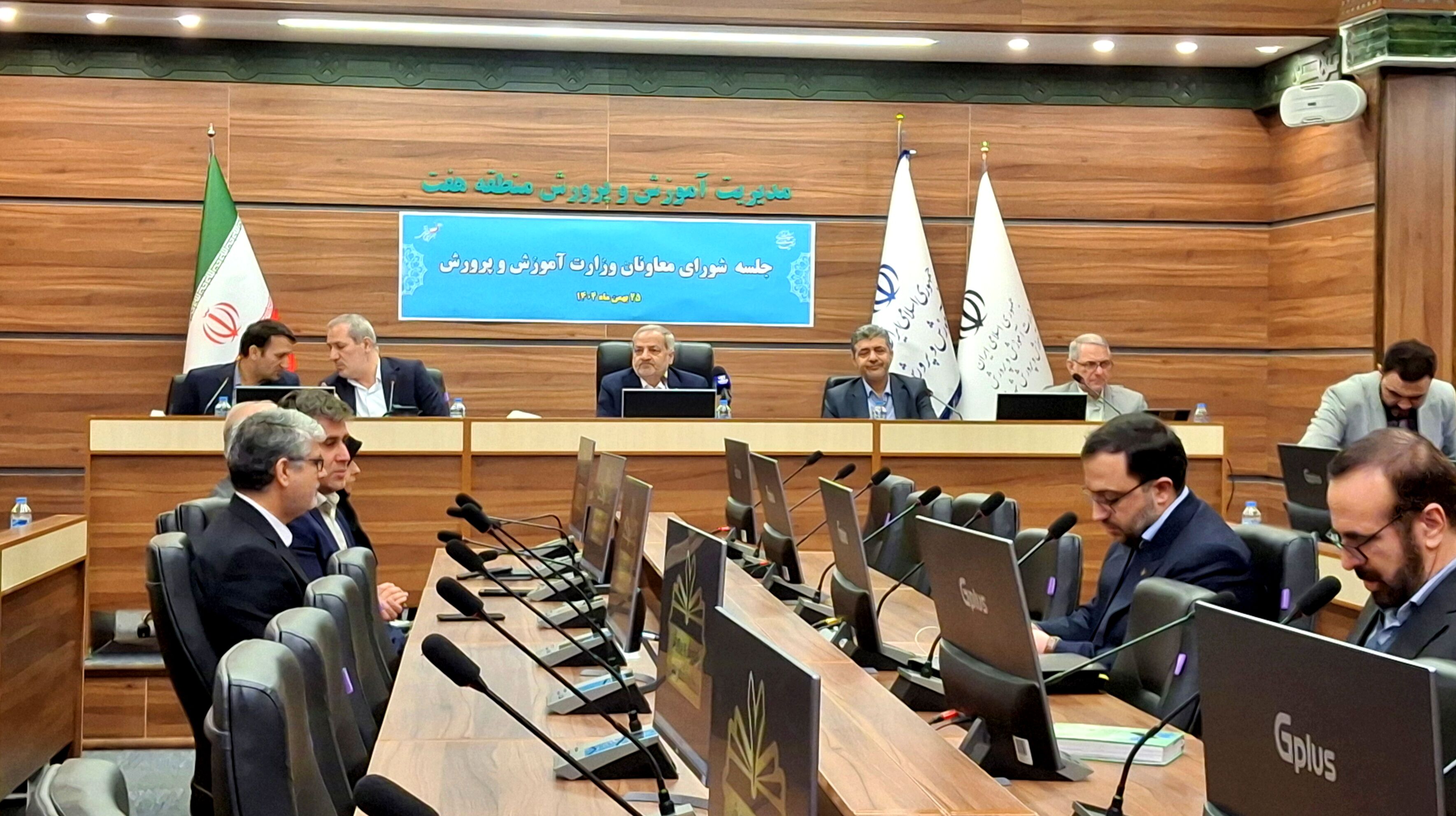 بهره‌برداری از مجموعه‌ اقامتی و آموزشی‌ - رفاهی فرهنگیان با ظرفیت حدود ۳۰۰ نفر/ لزوم طراحی نظام ارائه خدمات کریمانه به جامعه معلمان