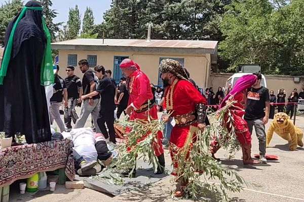مراسم شبیه خوانی روز عاشورا در شهرستان طالقان