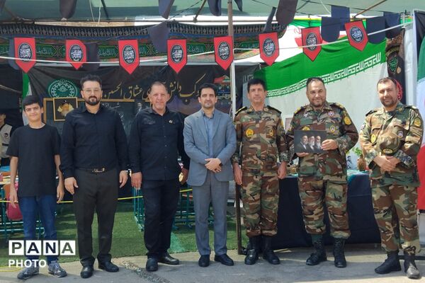 بهارستان دو در مسیر عشق؛ میزبانی فرهنگیان از زائران حسینی در عوارضی پرند