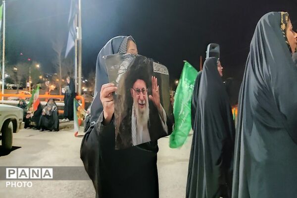 هستیم بر عهدی که بستیم تا آخر جان