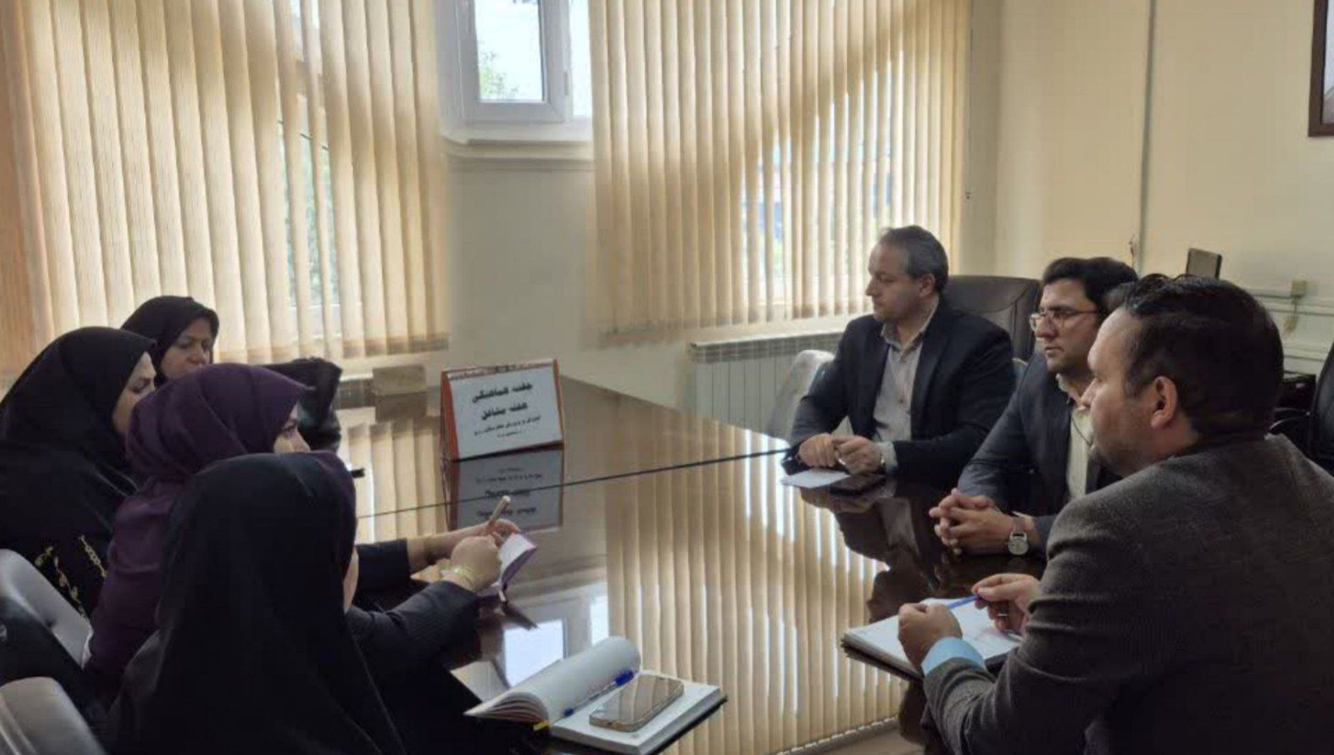 برگزاری نمایشگاه هفته مشاغل در رزن