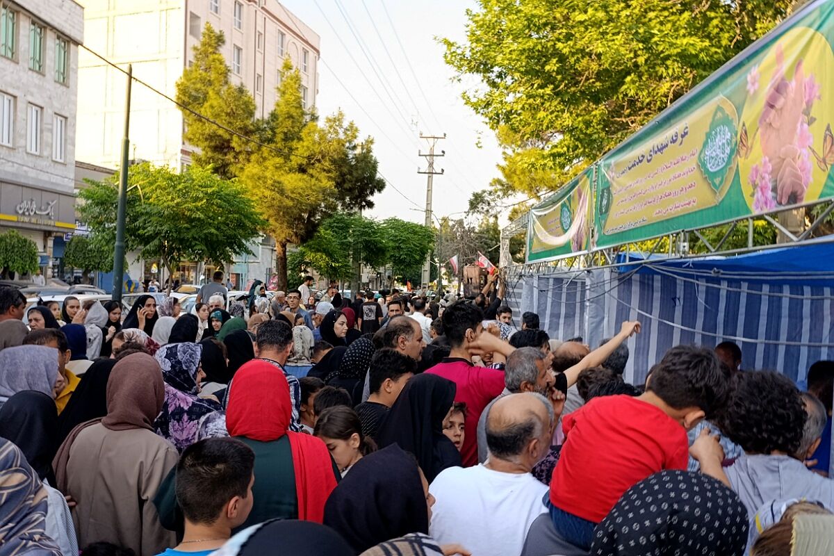 غرفه‌های مردمی صباشهر؛ ایستگاهی برای تلاقی هنر و عشق به ولایت