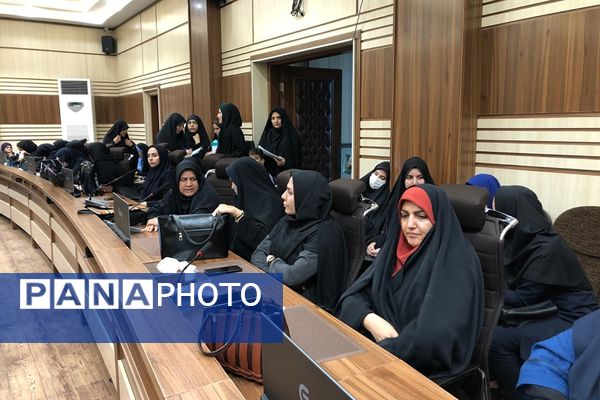 کارگاه آموزشی با موضوع جهاد تبیین در ناحیه دو شهرری 