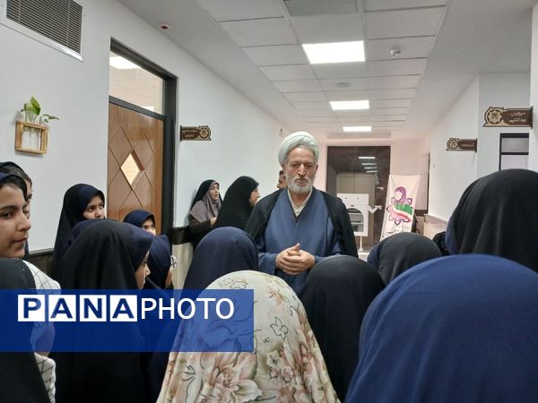 افتتاحیه اتاق بهداشت دبستان امام حسین(ع)