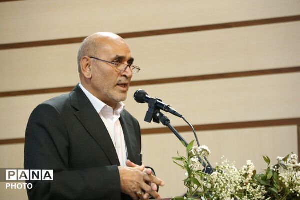 اجلاس مدیران استان یزد در آستانه بازگشایی مدارس