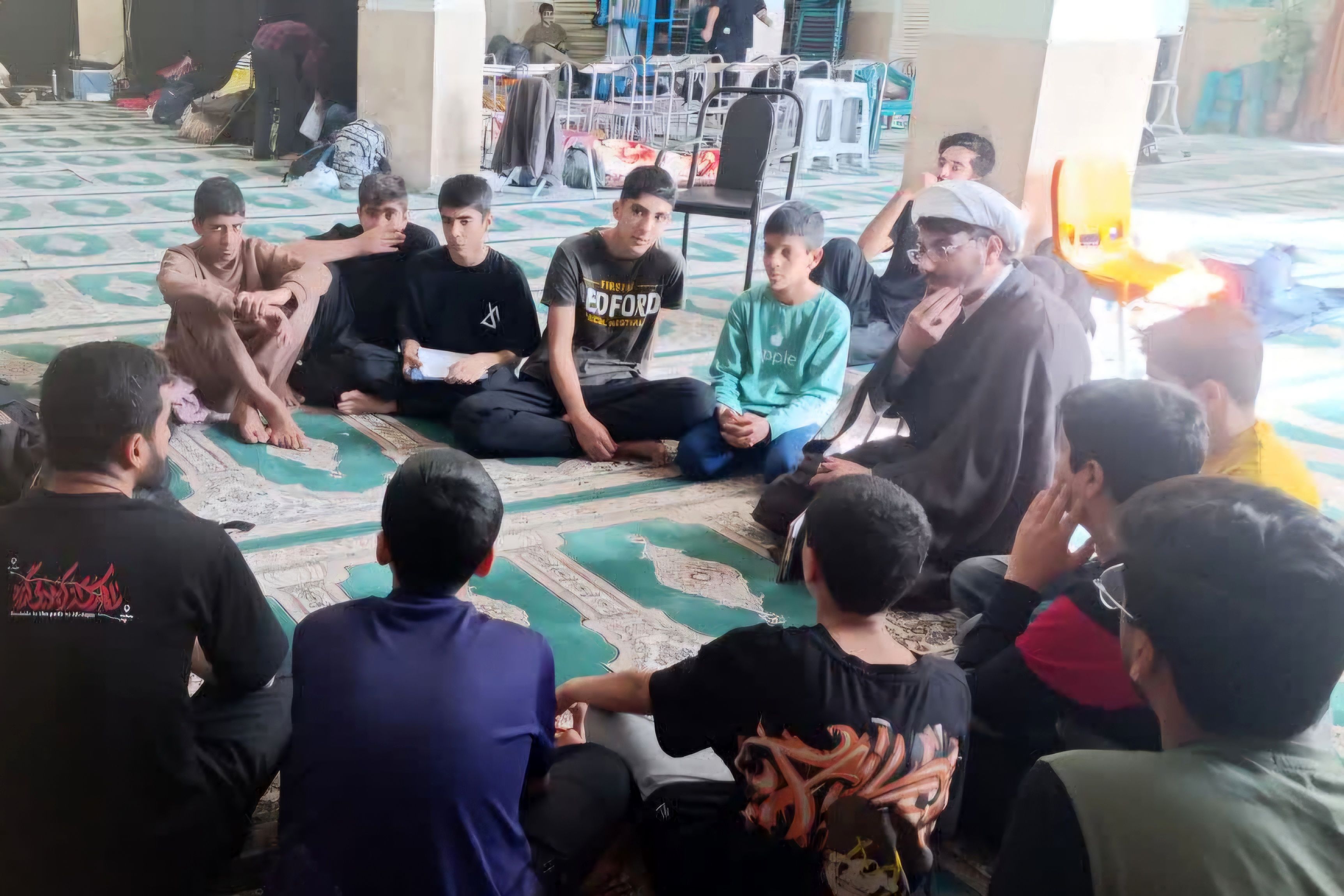 اعتکاف دانش‌آموزی در مساجد شیراز