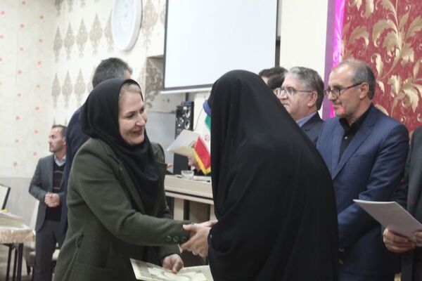 آیین تجلیل از پیشکسوتان فرهنگی ملکان 